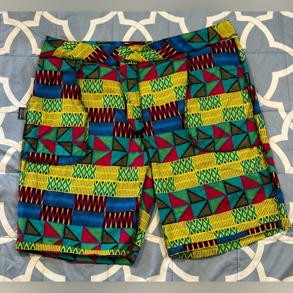 D'Iyanu African Mens Activewear Shorts size 38 4 side Pockets Yellow Geometric - Picture 7 of 8